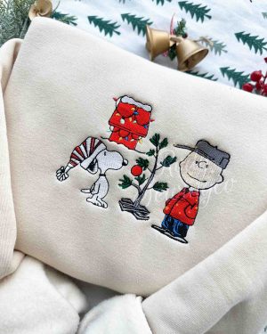 Snoopy Dog Christmas – Emboroidered Sweatshirt