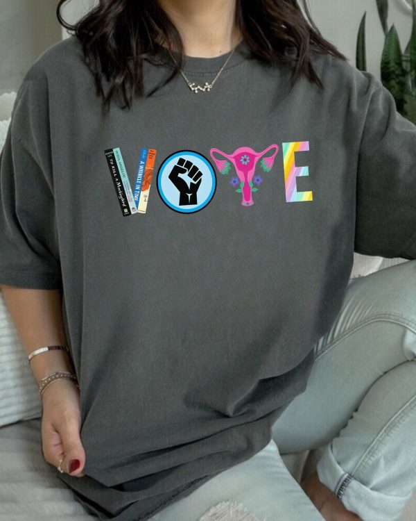 VOTE  Crewneck V2