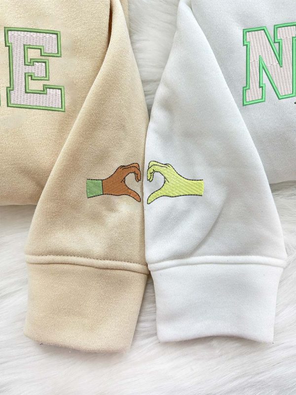 Tiana and Naveen – Emboroidered Sweatshirt