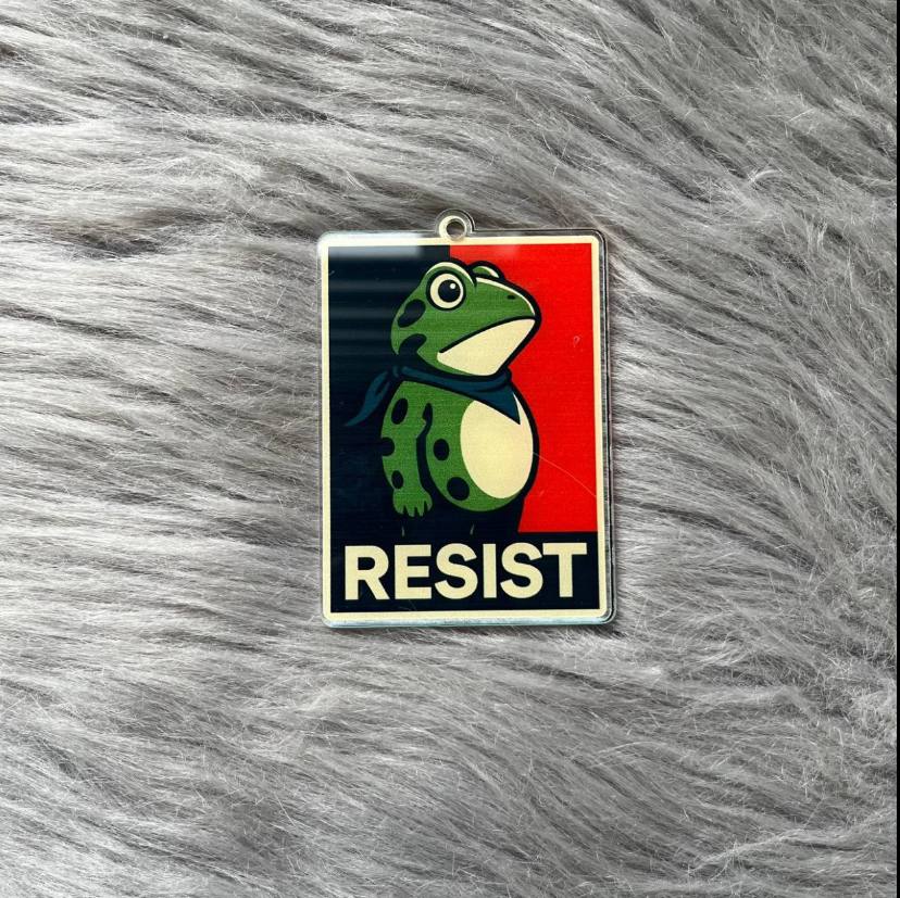 Portland Frog Christmas Ornament - Image 7