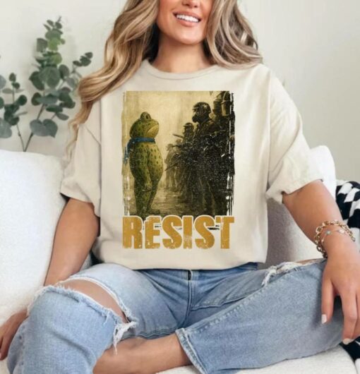 Resist Portland Frog Shirt - Image 2