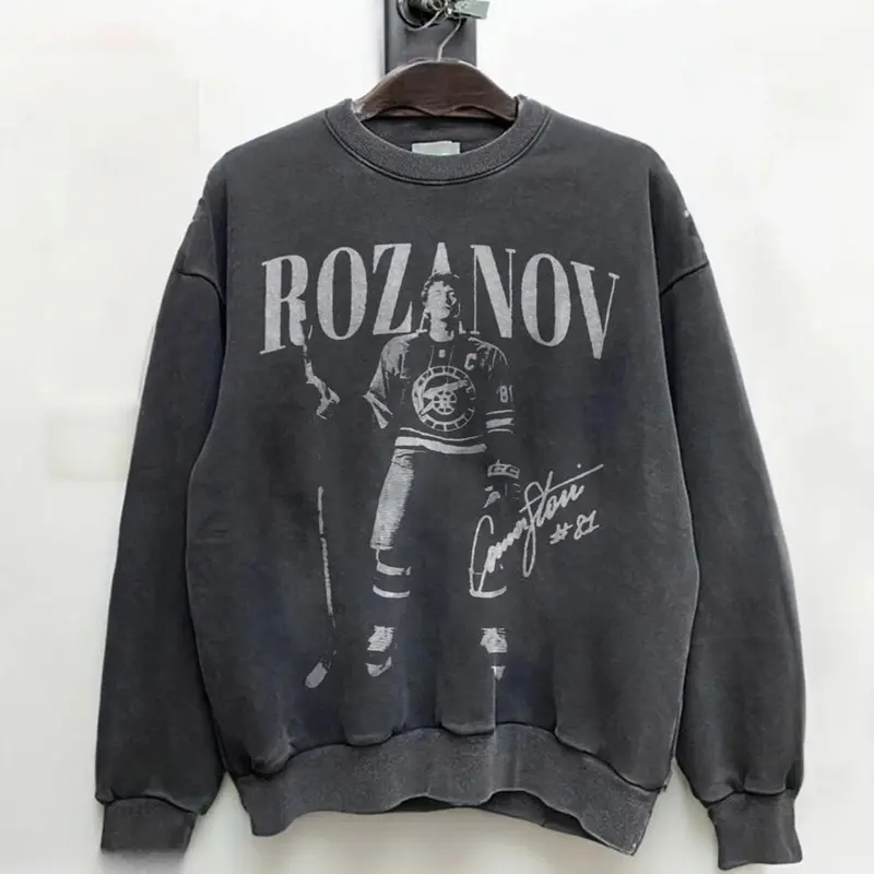 HT Ilyza Rozanov Vintage Movie Shirt